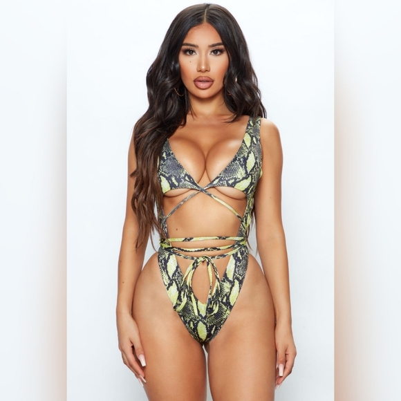 Nwt new fashion Nova cut out lace up one piece swimsuit high cut swimwear snake - Picture 7 of 12